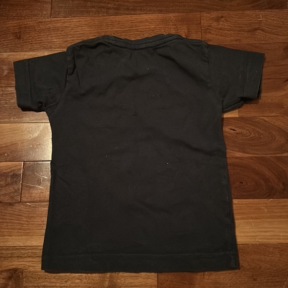 Size medium ( kids ) Abercrombie & Fitch tee ! Good condition ! - Picture 4 of 4